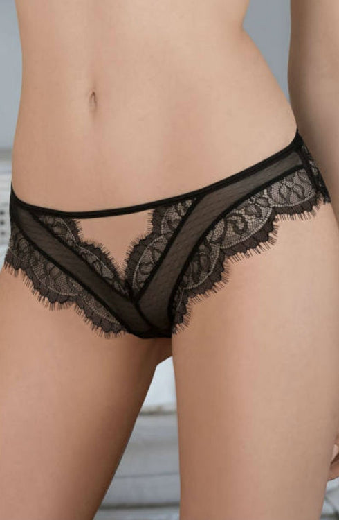 Roza Idrisa Thong
